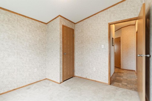 54 Aspen Drive West, Athabasca, AB - Indoor Photo Showing Other Room