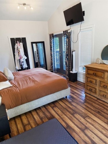 3-49329 Folding Avenue, Rural Yellowhead County, AB - Indoor Photo Showing Bedroom