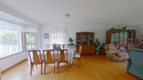 655019 44 Highway, Flatbush, AB - Indoor Photo Showing Other Room
