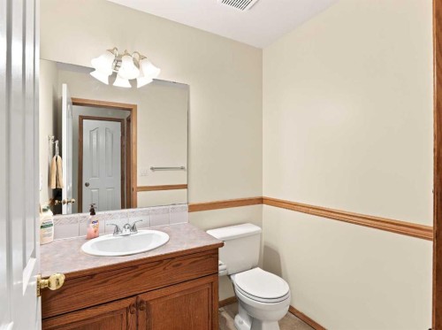 2 Terrace Place, Canmore, AB - Indoor Photo Showing Bathroom