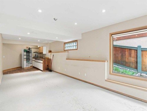 2 Terrace Place, Canmore, AB - Indoor