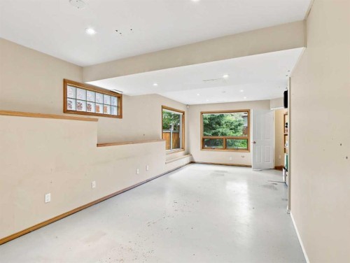 2 Terrace Place, Canmore, AB - Indoor Photo Showing Other Room