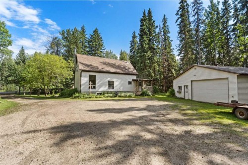 58306 Range Road 92  Rural Lac Ste. Anne County, AB T0E 1N0