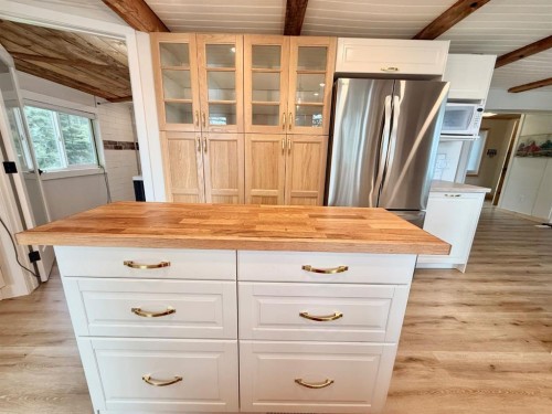 30 Carlson Drive, Goose Lake, AB - Indoor