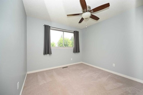 5005 41 Avenue, Athabasca, AB - Indoor Photo Showing Other Room
