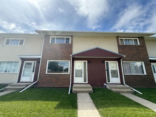 36-441 Switzer Drive , Hinton, AB T7V 1Z7 1