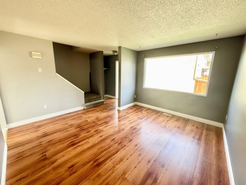 36-441 Switzer Drive , Hinton, AB T7V 1Z7 5