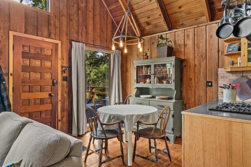 10 Heart Road, Lac Des Arcs, AB - Indoor Photo Showing Dining Room