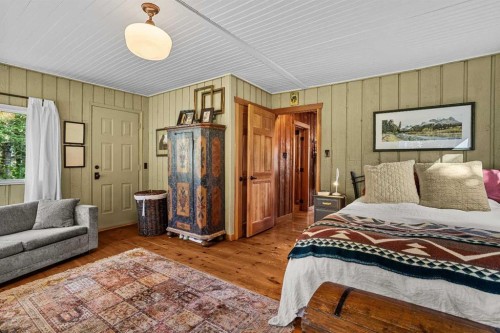 10 Heart Road, Lac Des Arcs, AB - Indoor Photo Showing Bedroom