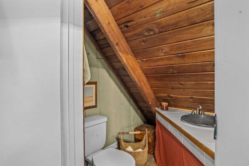 10 Heart Road, Lac Des Arcs, AB - Indoor Photo Showing Other Room