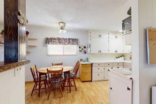 5536 Wagoner Crescent, Whitecourt, AB - Indoor