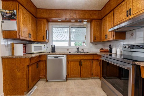 121 Talbot Drive, Hinton, AB 