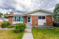 121 Talbot Drive  Hinton, AB T7V 1M1