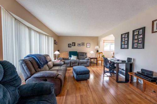 121 Talbot Drive, Hinton, AB 