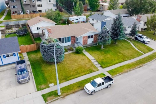121 Talbot Drive, Hinton, AB 