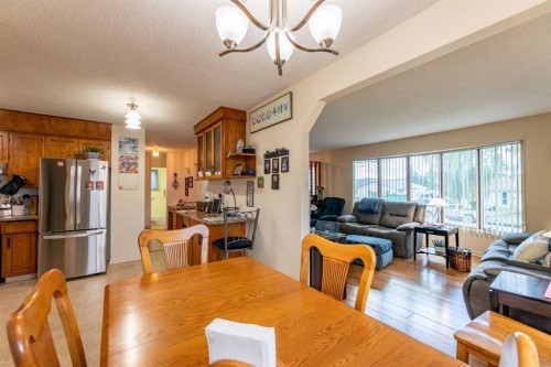 121 Talbot Drive, Hinton, AB 