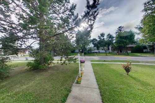 5740 Westhaven Drive, Edson, AB 