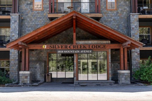 211C-1818 Mountain Avenue  Canmore, AB T1W 3M3