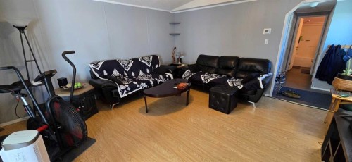 517 9 Street, Fox Creek, AB 