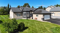 1706 62 Street Edson, AB T7E 1Z7