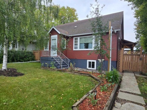 5033 6 Avenue  Edson, AB T7E 1N7