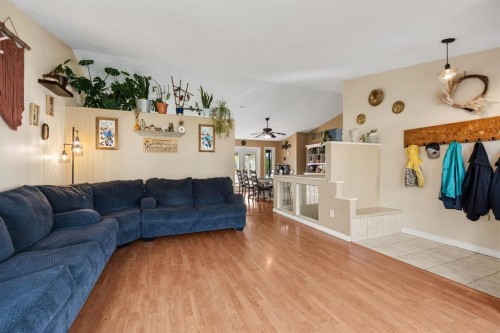 85 Park Drive, Whitecourt, AB 
