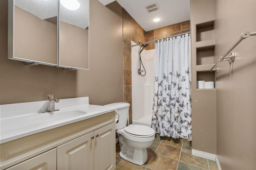 85 Park Drive, Whitecourt, AB 