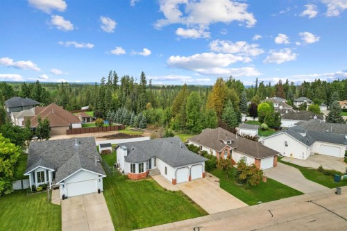 85 Park Drive, Whitecourt, AB 
