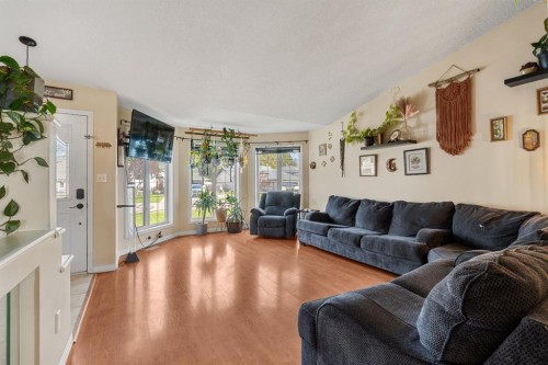85 Park Drive, Whitecourt, AB 