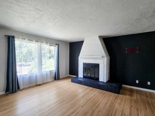 4237 5 Avenue, Edson, AB 