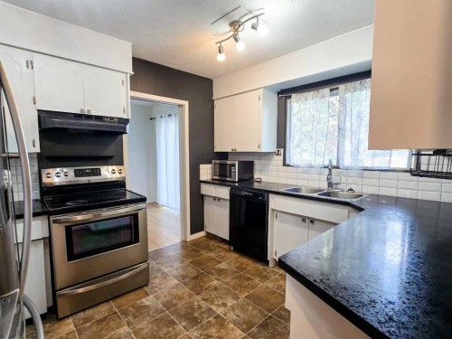 4237 5 Avenue, Edson, AB 