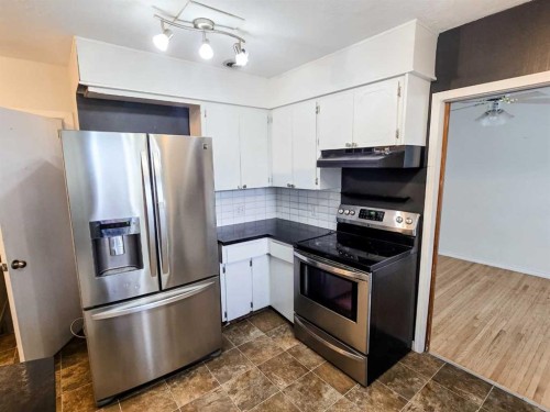 4237 5 Avenue, Edson, AB 