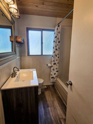 4237 5 Avenue, Edson, AB 