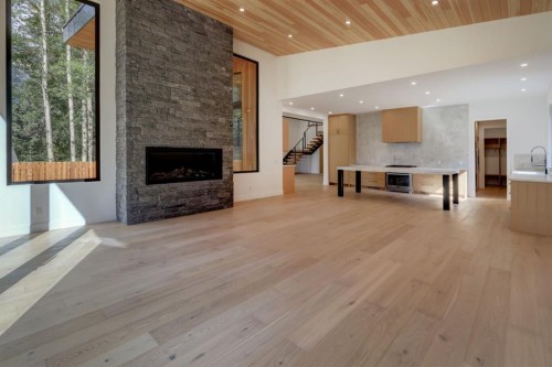 845 14Th Street, Canmore, AB 