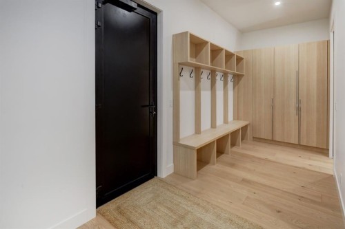 845 14Th Street, Canmore, AB 