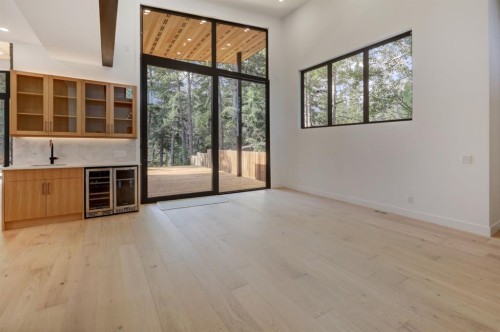 845 14Th Street, Canmore, AB 