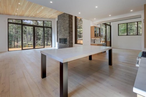845 14Th Street, Canmore, AB 