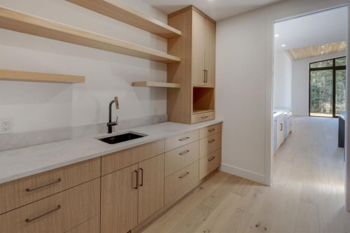 845 14Th Street, Canmore, AB 