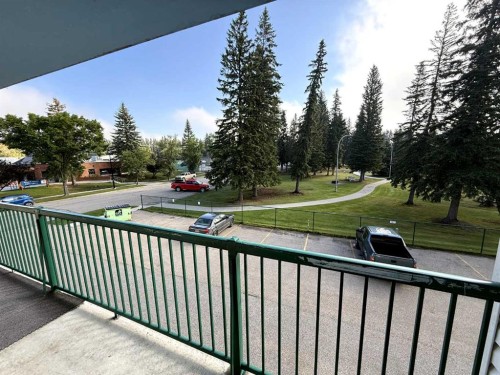 205-777 48 Street, Edson, AB 
