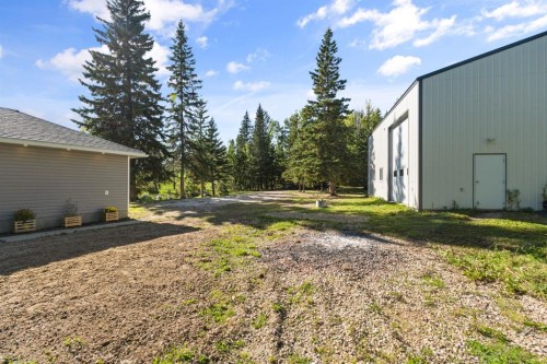 102061 Township Road 582, Rural Woodlands County, AB 