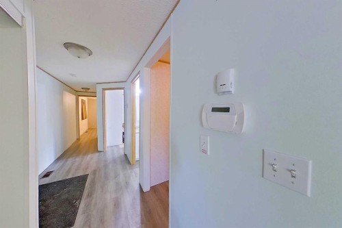 1006 9 Avenue, Smith, AB 