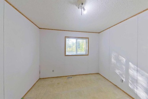 1006 9 Avenue, Smith, AB 