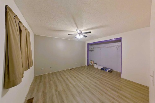 1006 9 Avenue, Smith, AB 
