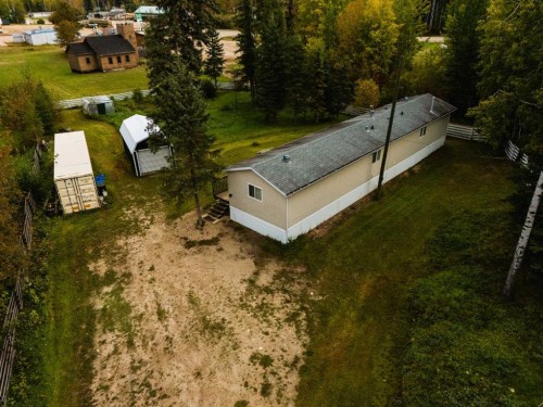 1006 9 Avenue, Smith, AB 