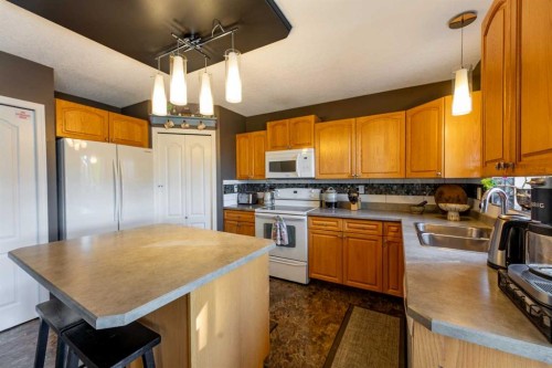 157 Rispler Way, Hinton, AB 