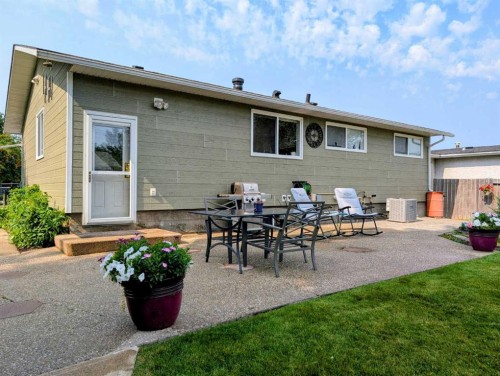 501 4 Street Ne, Slave Lake, AB 