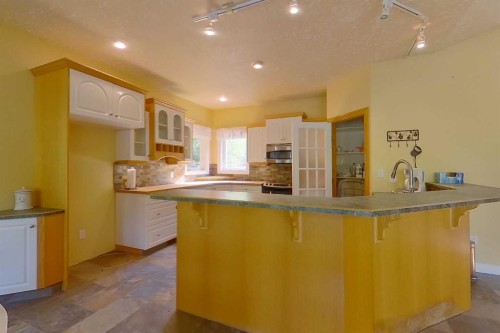 71 Lakeview Heights, Canyon Creek, AB 