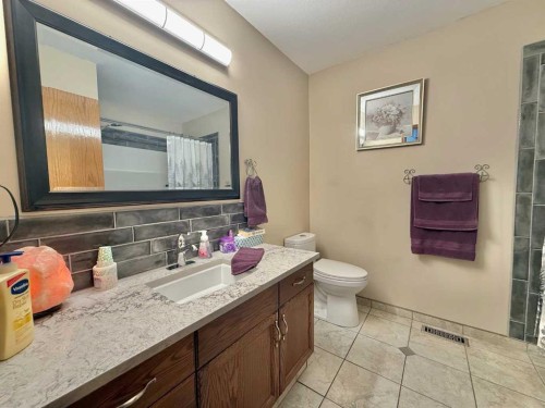 379 Collinge Road, Hinton, AB 