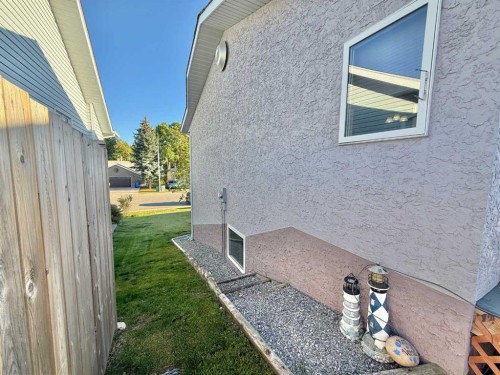 379 Collinge Road, Hinton, AB 