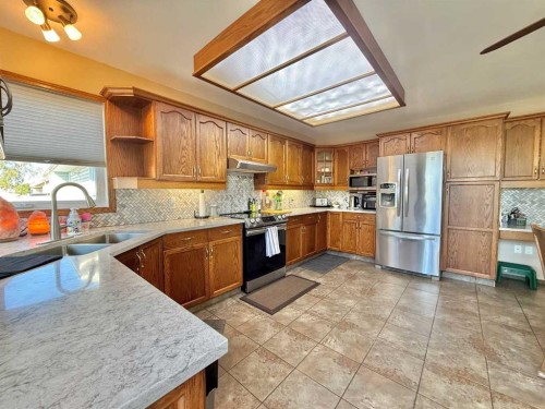 379 Collinge Road, Hinton, AB 
